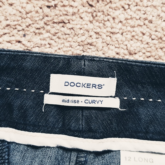 Dockers Mid - Rise Curvy Metro Pant Jean - Picture 4 of 8